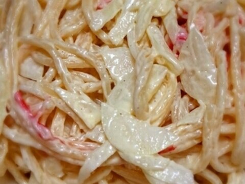 お弁当にも☆玉ねぎとカニカマの簡単サラスパ♪